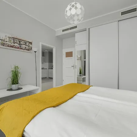 Center Close To The Market And Park With Parking & Air Conditioning By Renters Prestige Apartmán