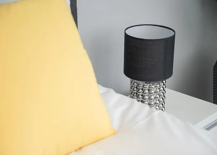 Center Close To The Market And Park With Parking & Air Conditioning By Renters Prestige * Vratislav