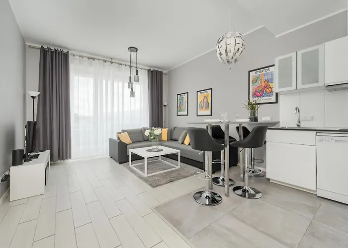 Apartmán Center Close To The Market And Park With Parking & Air Conditioning By Renters Prestige Vratislav